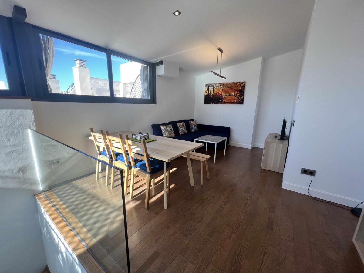 Atico San Bernardo Terraza Y Parking Incluido Apartment Seville Luaran gambar