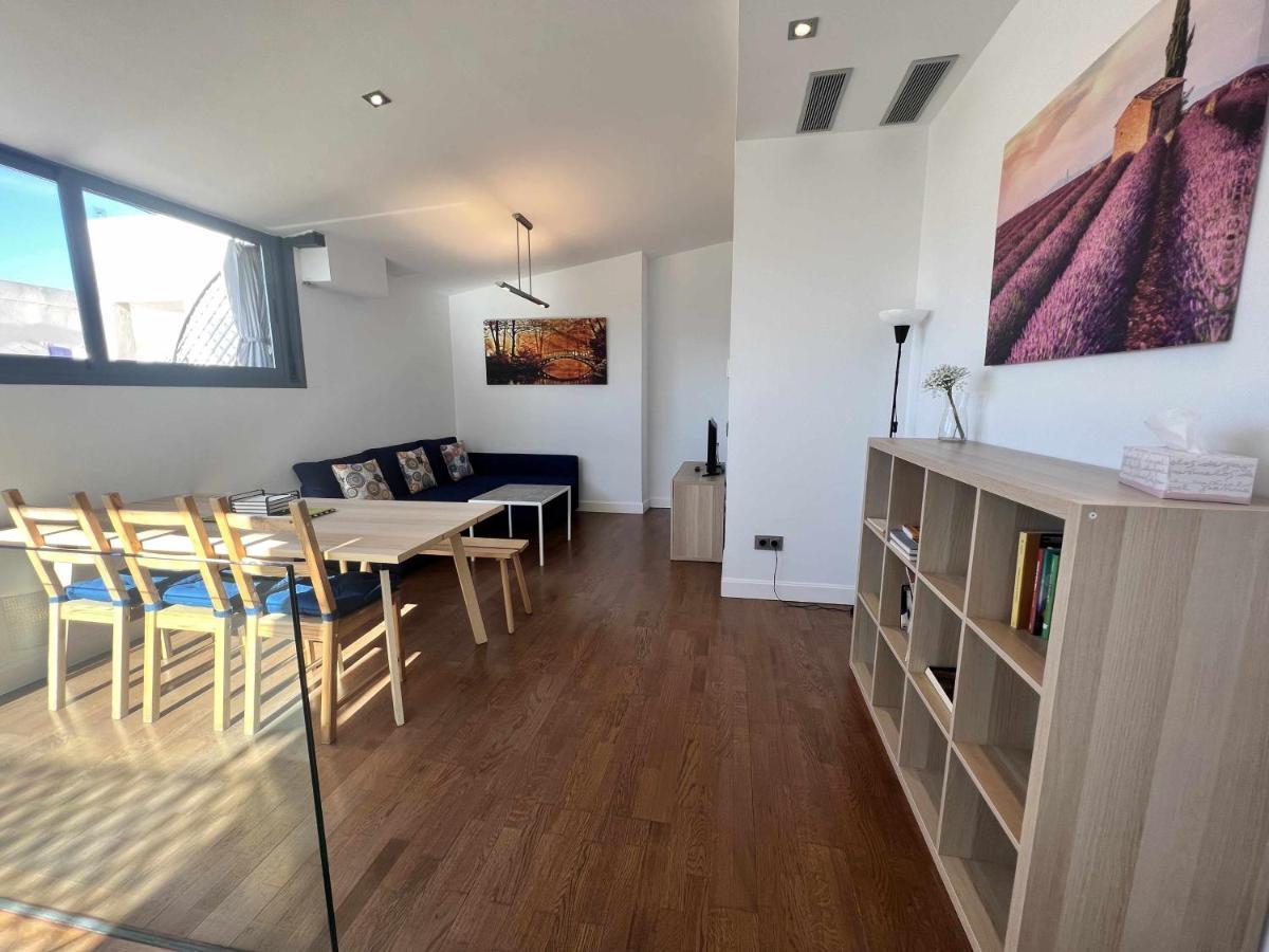 Atico San Bernardo Terraza Y Parking Incluido Apartment Seville Luaran gambar