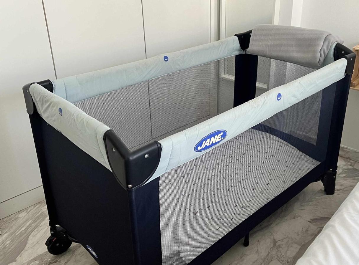 Atico San Bernardo Terraza Y Parking Incluido Apartment Seville Luaran gambar